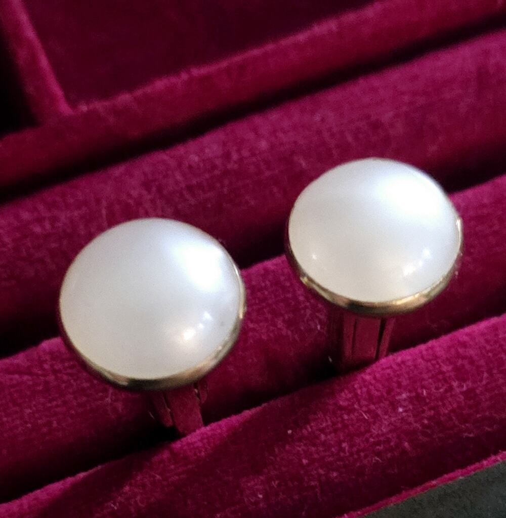Vintage gold tone white domed cufflinks hickok usa cufflinks Set Of 2